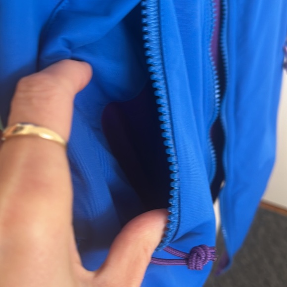 Patagonia Reversible Women’s Vest - Picture 3 of 9